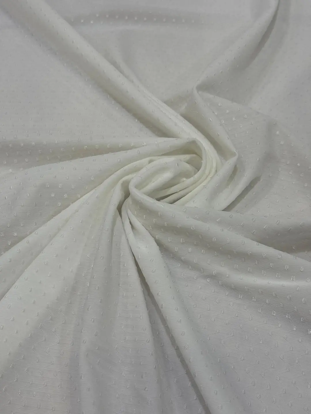 PUANTİYELİ POLYESTER KUMAŞ